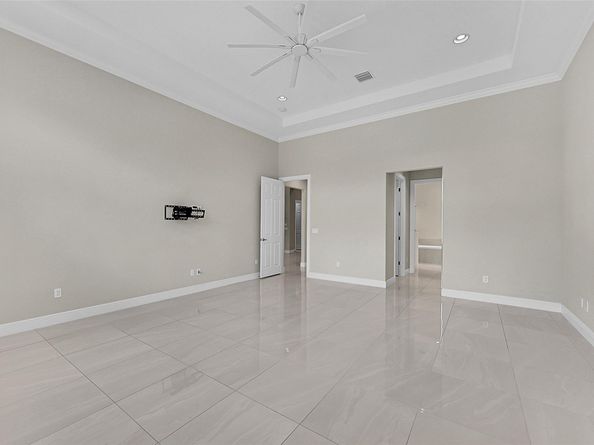 9375 Cantal Cir, Pompano Beach FL 33076