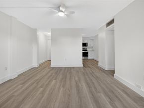 2465 SW 18th Ave 3206, Miami FL 33145