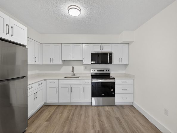 2465 SW 18th Ave 3206, Miami FL 33145