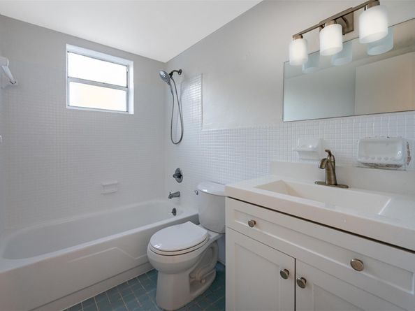 2465 SW 18th Ave 3206, Miami FL 33145