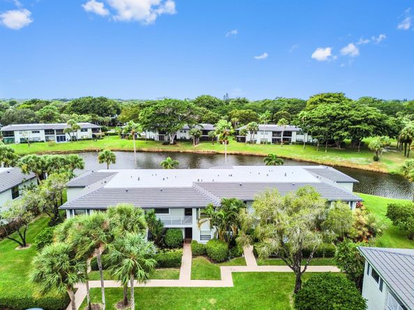 33 Southport Lane D, Boynton Beach FL 33436