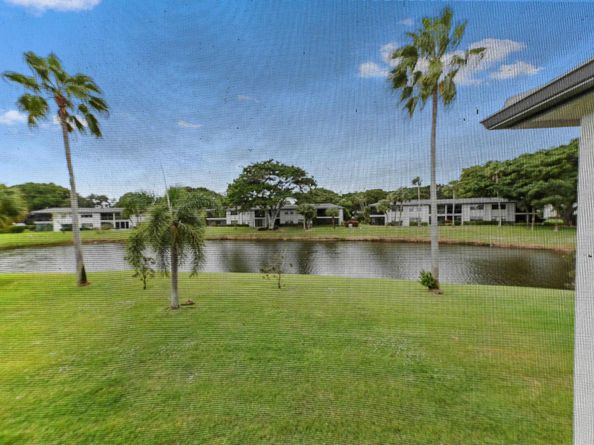 33 Southport Lane D, Boynton Beach FL 33436