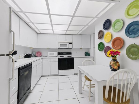 4900 N Ocean Blvd 303, Lauderdale By The Sea FL 33308