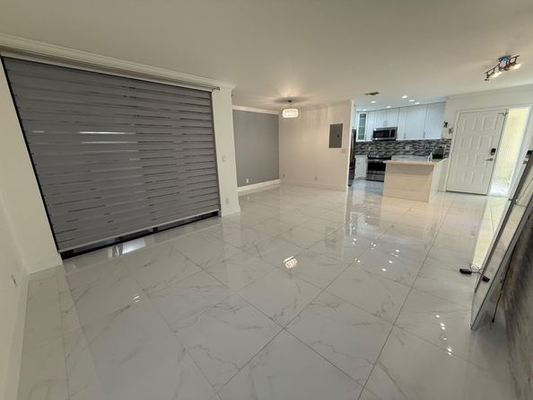 2899 S Carambola Cir S 2090, Coconut Creek FL 33066