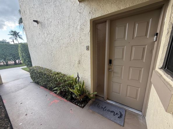 2899 S Carambola Cir S 2090, Coconut Creek FL 33066