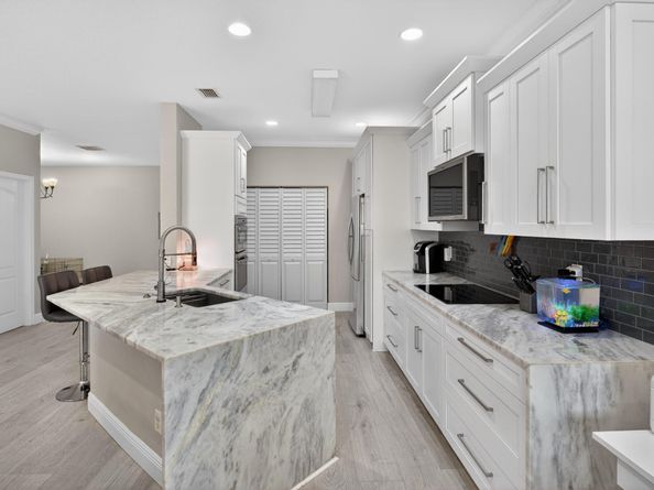 5784 NW 49th Ln, Coconut Creek FL 33073