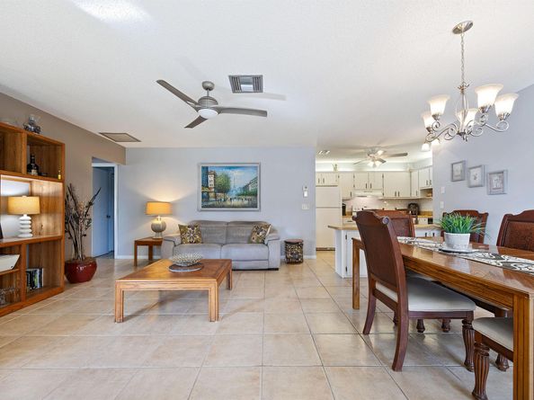 3586 La Playas Court C2, Greenacres FL 33463