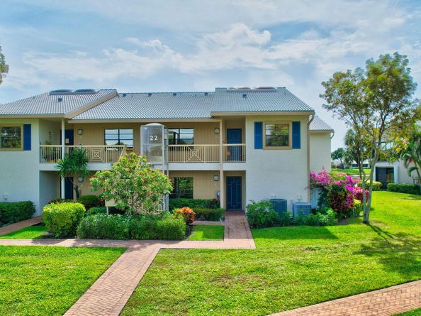 22 Eastgate Drive D, Boynton Beach FL 33436