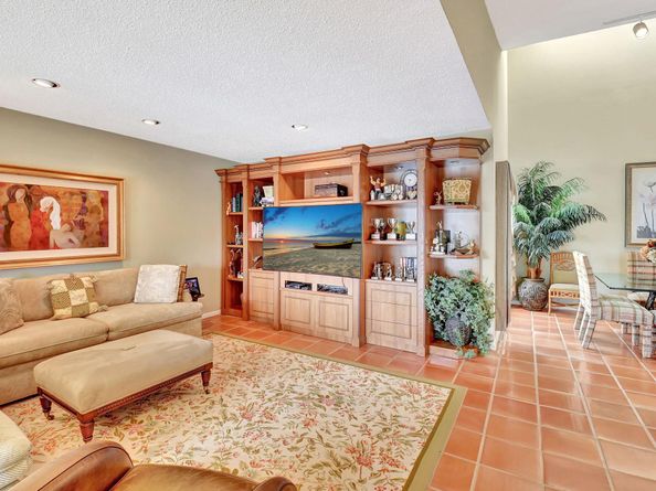 22 Eastgate Drive D, Boynton Beach FL 33436