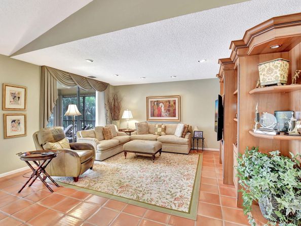 22 Eastgate Drive D, Boynton Beach FL 33436