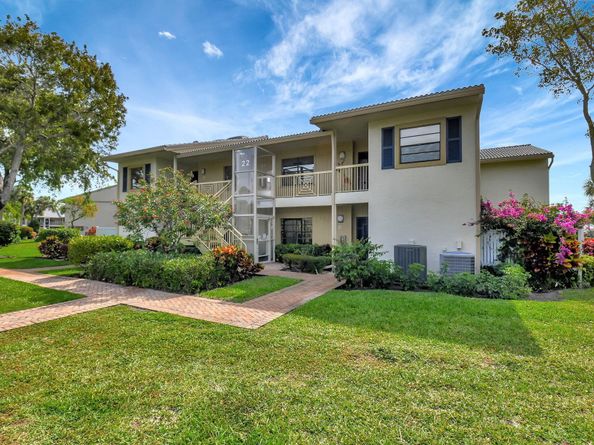 22 Eastgate Drive D, Boynton Beach FL 33436