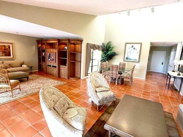 22 Eastgate Drive D, Boynton Beach FL 33436