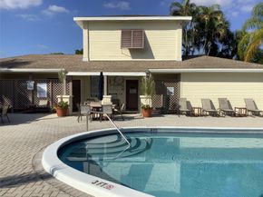 4765 S Hemingway Cir 68, Margate FL 33063