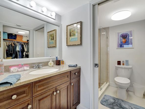 1401 SW 128th Ter 406H, Pembroke Pines FL 33027