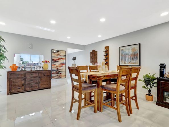 1401 SW 128th Ter 406H, Pembroke Pines FL 33027