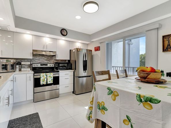 1401 SW 128th Ter 406H, Pembroke Pines FL 33027