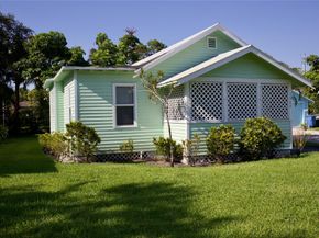 1338 -1384 NE 35th St, Oakland Park FL 33334