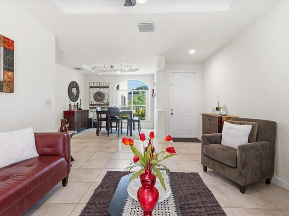 2151 NW 121st Avenue, Plantation FL 33323