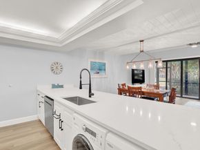 277 Old Meadow Way, Palm Beach Gardens FL 33418