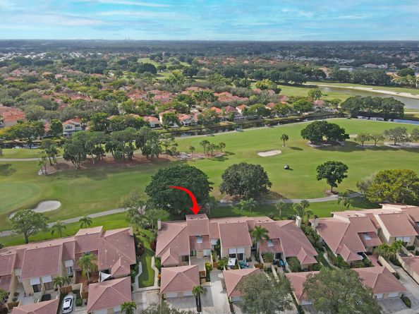 277 Old Meadow Way, Palm Beach Gardens FL 33418