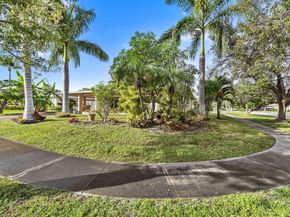 1121 SE 14th Court, Deerfield Beach FL 33441