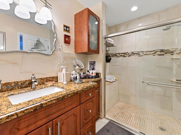 1121 SE 14th Court, Deerfield Beach FL 33441