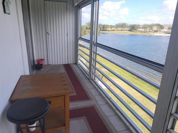 35 Somerset B, West Palm Beach FL 33417