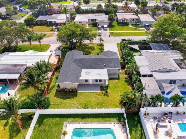 521 NE 32nd Street, Boca Raton FL 33431