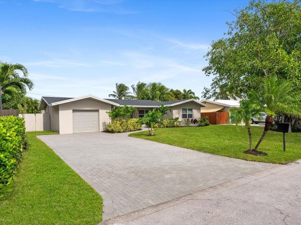 521 NE 32nd Street, Boca Raton FL 33431