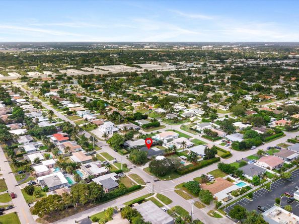 521 NE 32nd Street, Boca Raton FL 33431