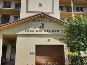 1201 SW 141st Ave 403 J, Hollywood FL 33027