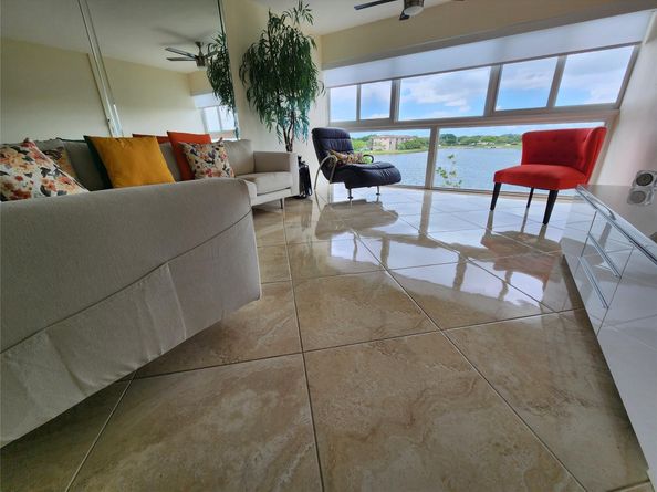 1201 SW 141st Ave 403 J, Hollywood FL 33027