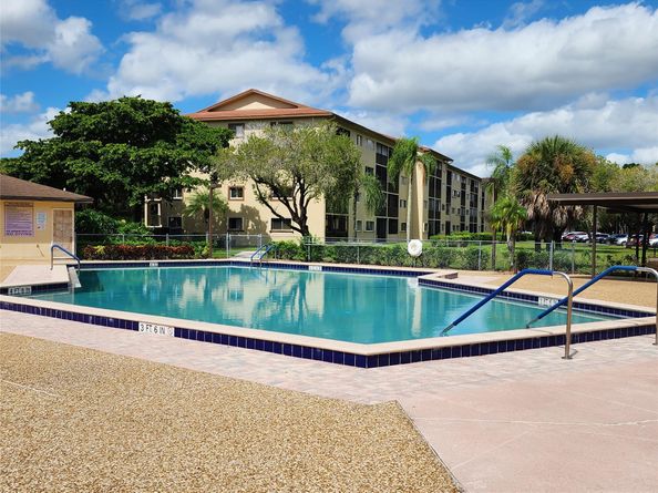 1201 SW 141st Ave 403 J, Hollywood FL 33027