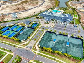10050 Regency Way, Palm Beach Gardens FL 33412