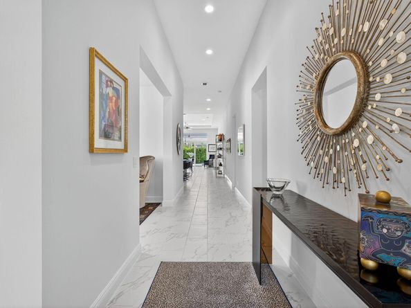 10050 Regency Way, Palm Beach Gardens FL 33412