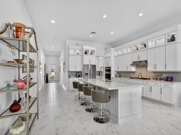 10050 Regency Way, Palm Beach Gardens FL 33412