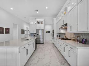 10050 Regency Way, Palm Beach Gardens FL 33412