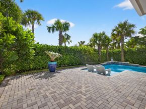 10050 Regency Way, Palm Beach Gardens FL 33412