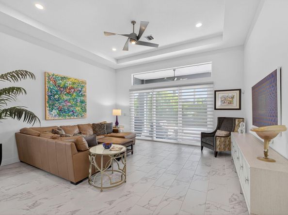 10050 Regency Way, Palm Beach Gardens FL 33412