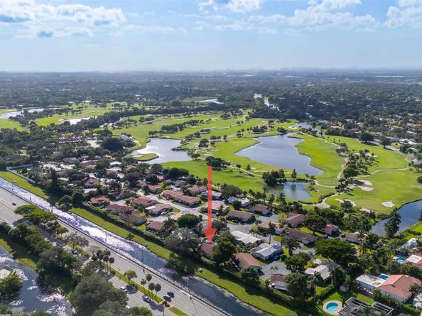 7237 E Tropical Way, Plantation FL 33317