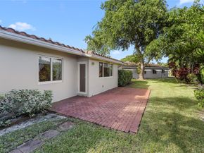 7237 E Tropical Way, Plantation FL 33317