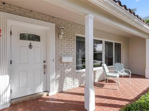 7237 E Tropical Way, Plantation FL 33317