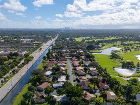 7237 E Tropical Way, Plantation FL 33317