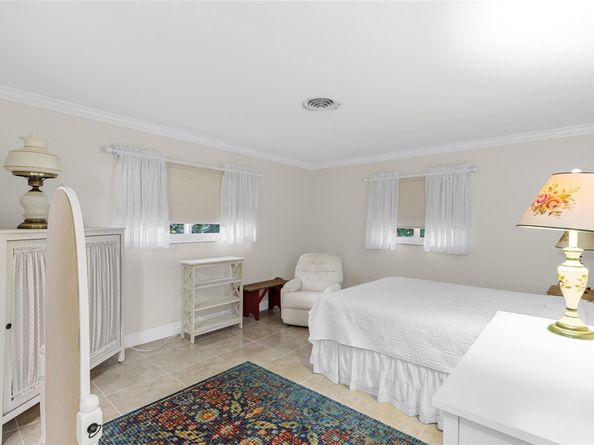 7237 E Tropical Way, Plantation FL 33317