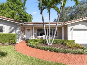 7237 E Tropical Way