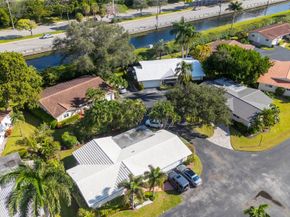 7237 E Tropical Way, Plantation FL 33317