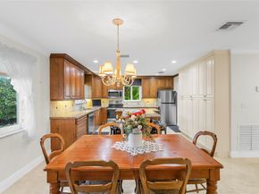 7237 E Tropical Way, Plantation FL 33317