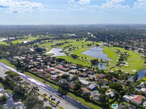 7237 E Tropical Way, Plantation FL 33317