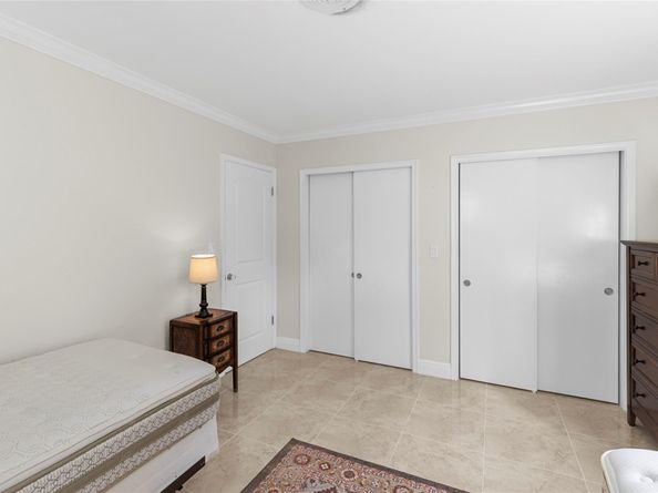 7237 E Tropical Way, Plantation FL 33317