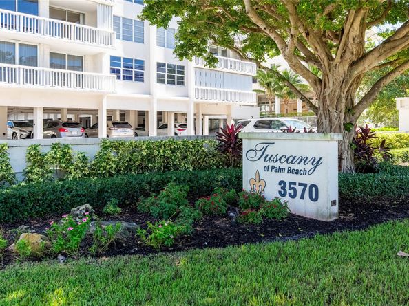 3570 S Ocean Blvd 311, South Palm Beach FL 33480